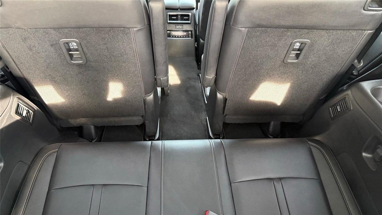 Mazda CX-90  2025