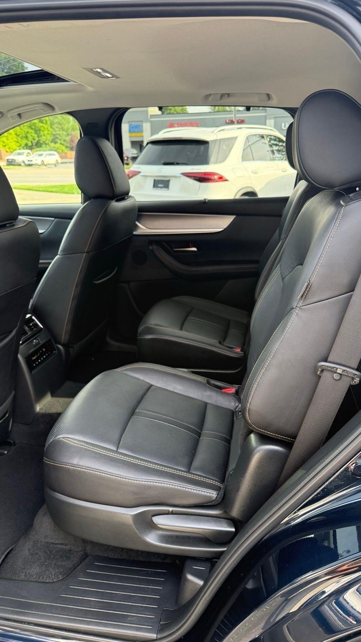 Mazda CX-90  2025