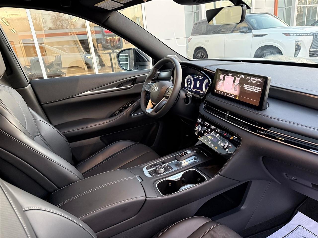 Infiniti QX60  2025