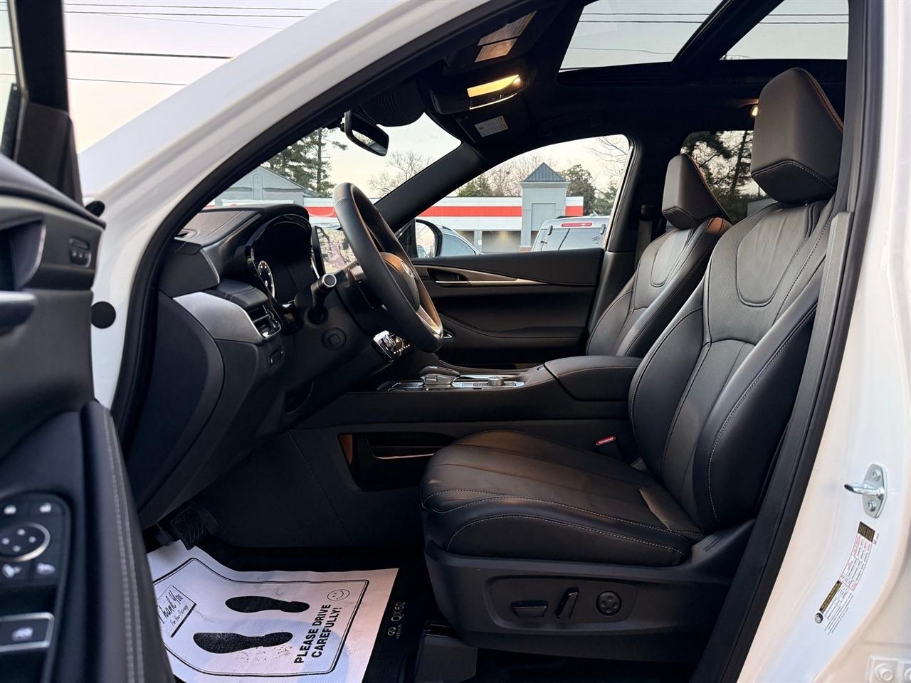 Infiniti QX60  2025