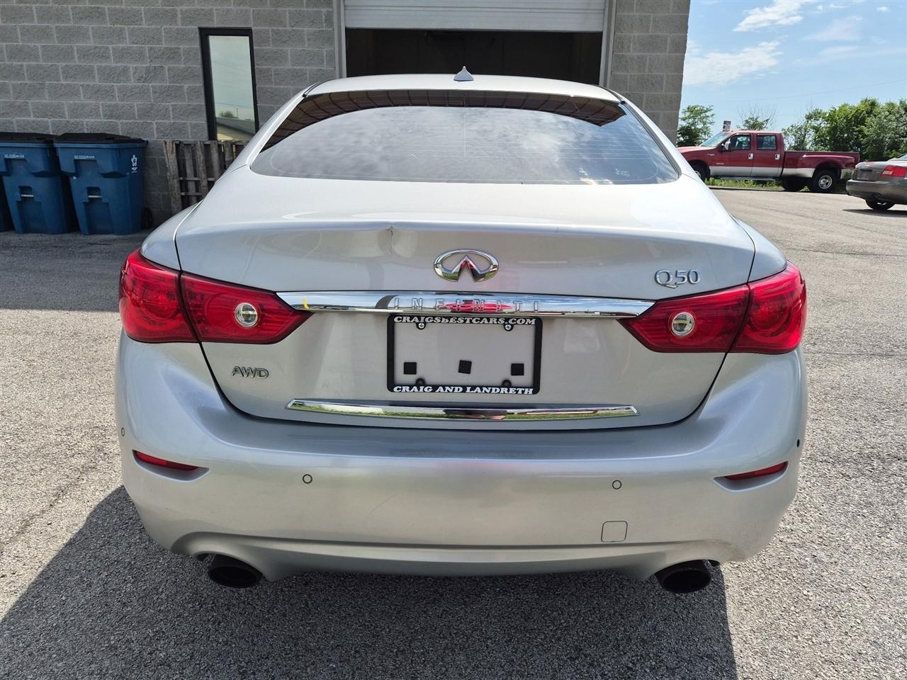 Infiniti Q50  2015