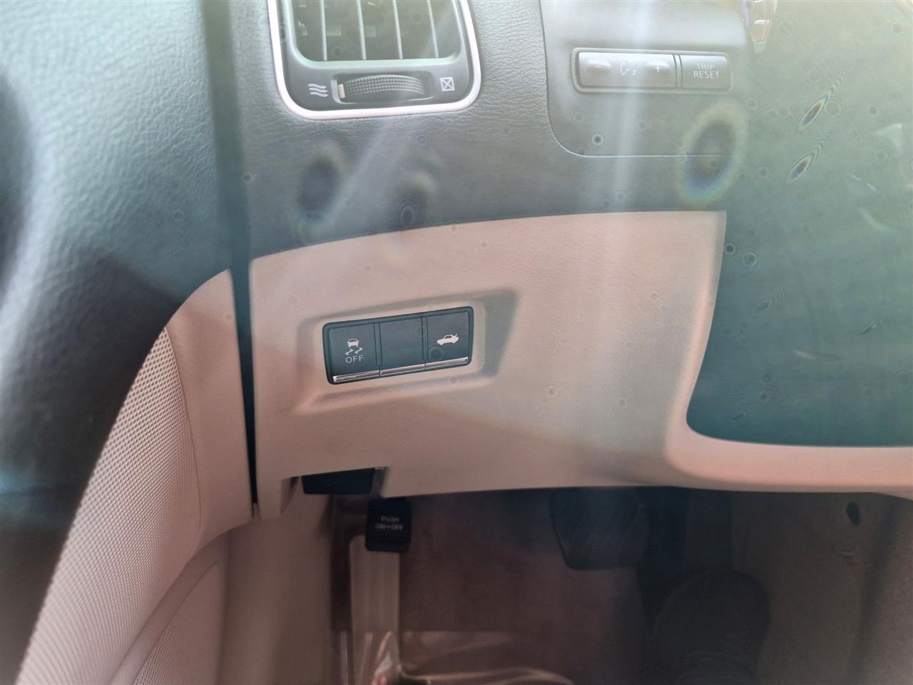 Infiniti Q50  2015