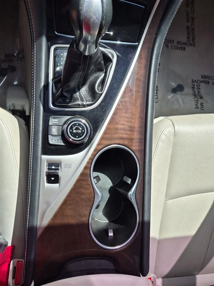 Infiniti Q50  2015