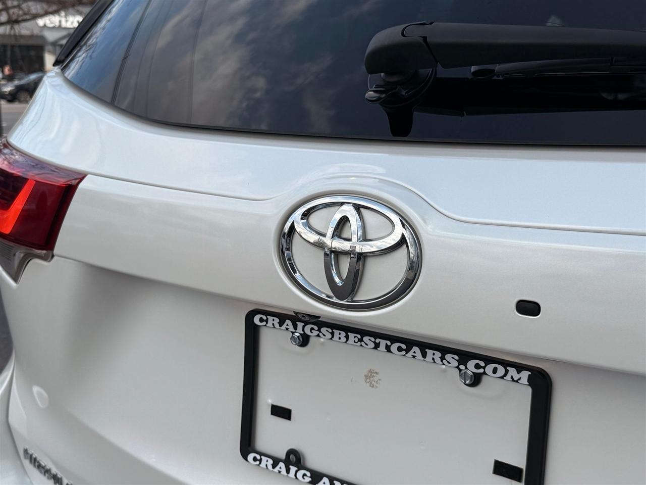 Toyota Highlander  2019