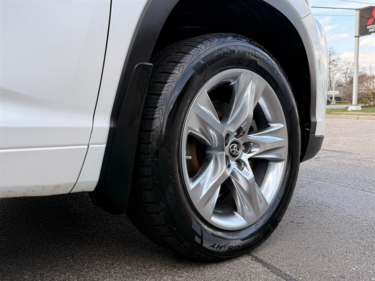 Toyota Highlander  2019