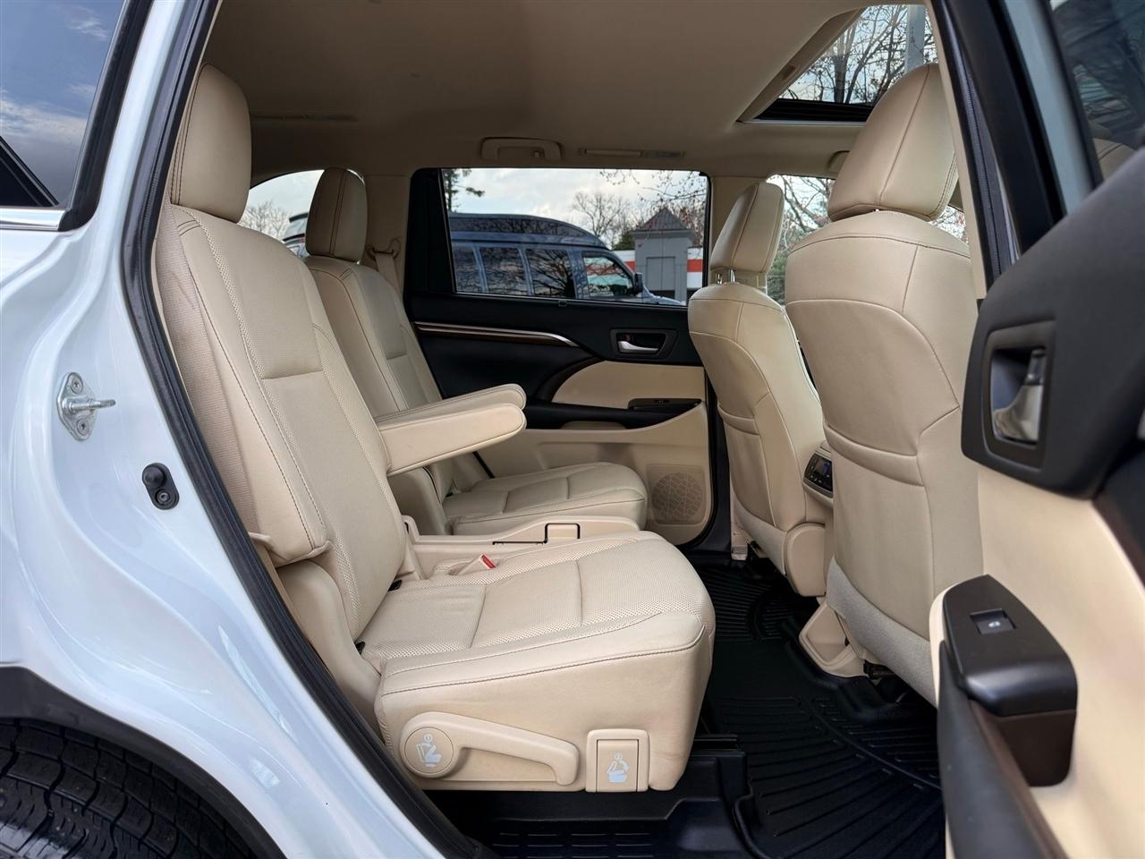 Toyota Highlander  2019