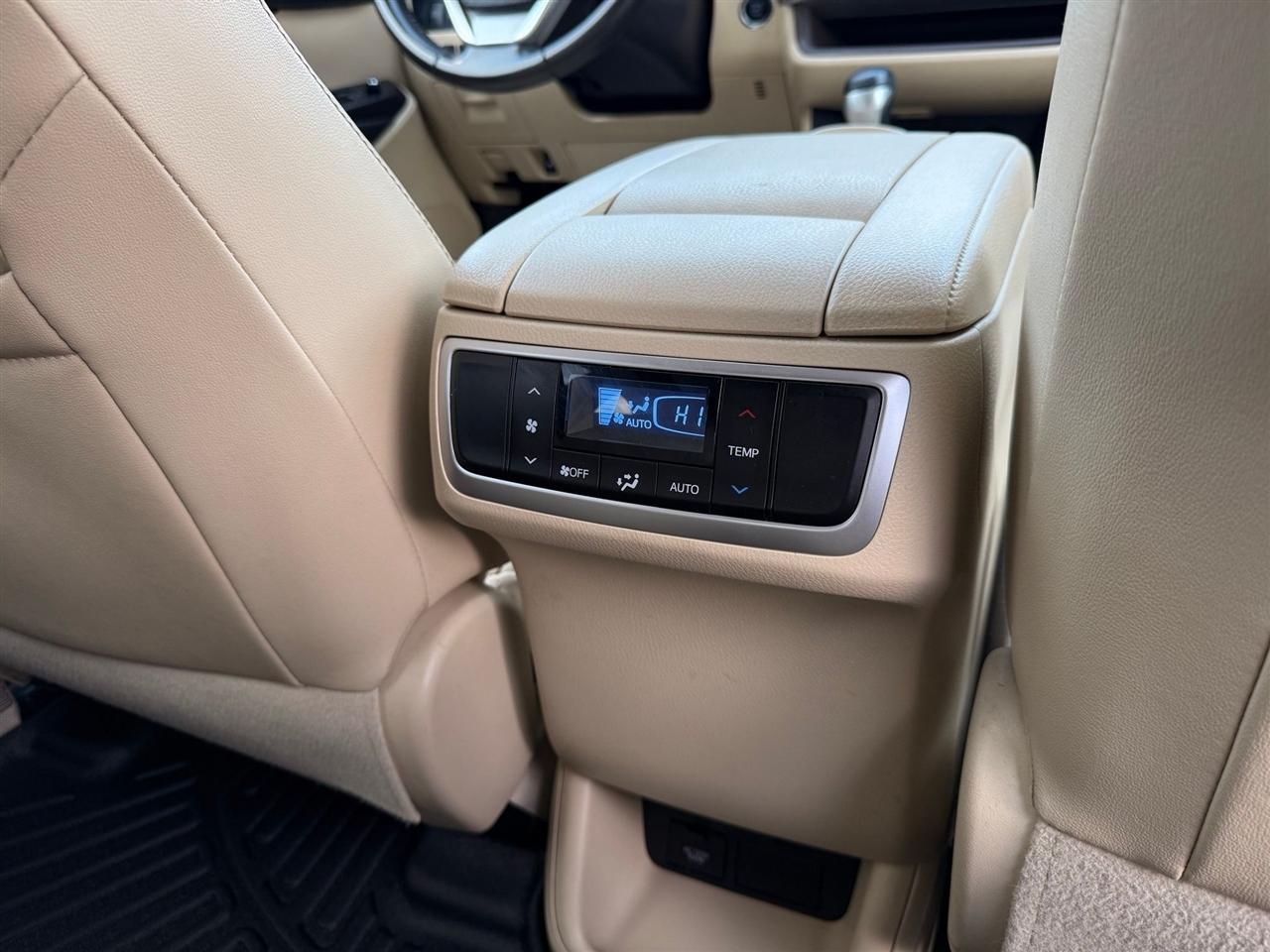 Toyota Highlander  2019