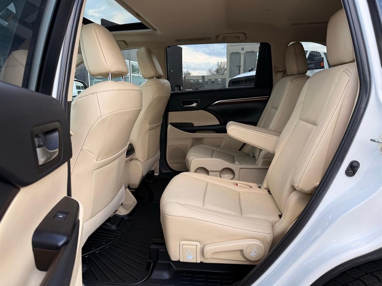Toyota Highlander  2019