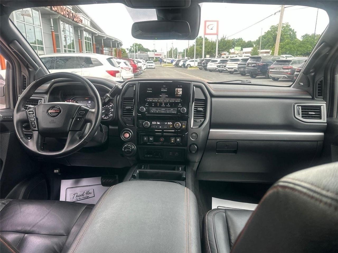 Nissan Titan  2021
