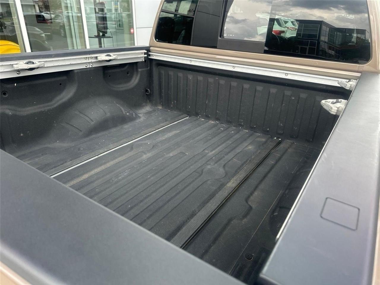 Nissan Titan  2021