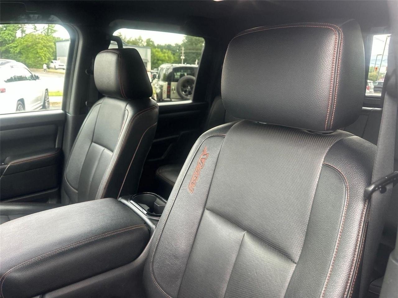 Nissan Titan  2021