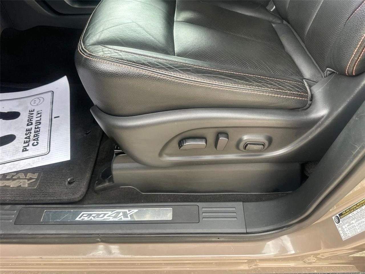 Nissan Titan  2021