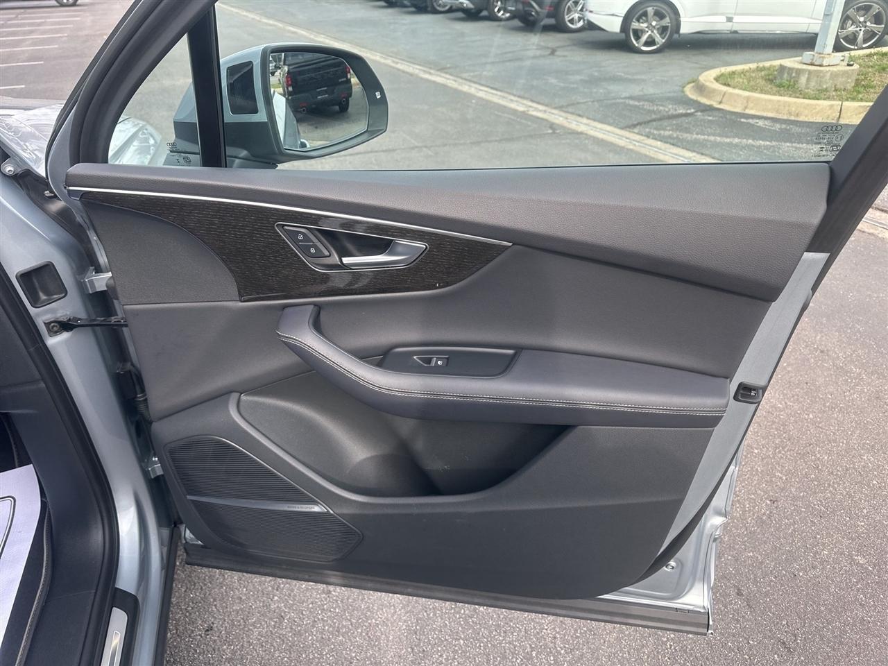 Audi Q7  2025