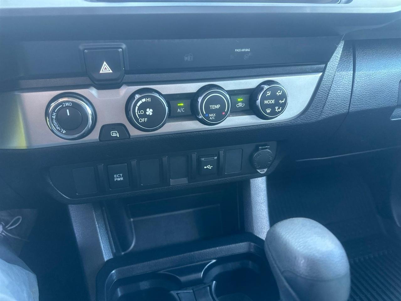 Toyota Tacoma  2021