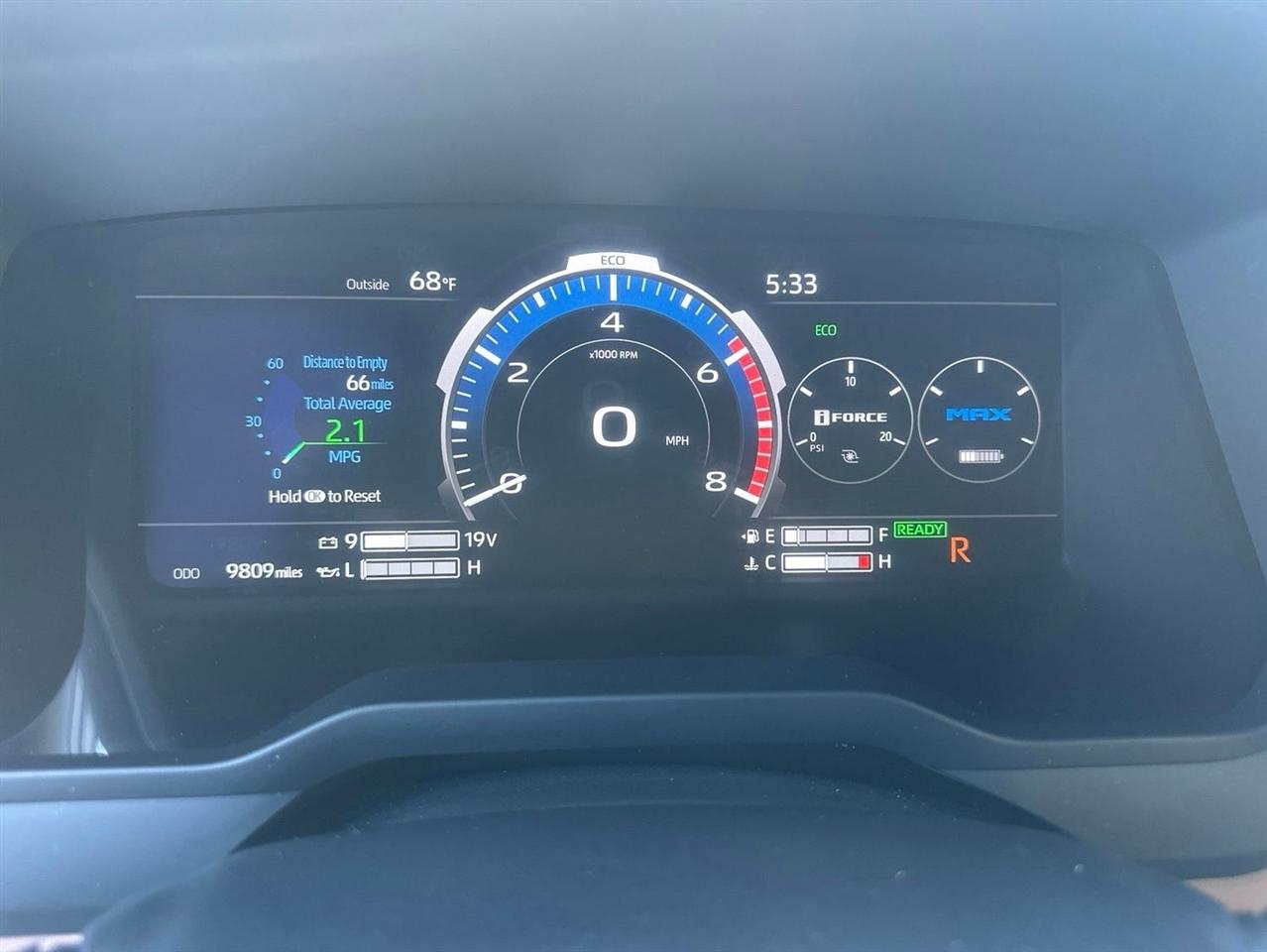 Toyota Tundra  2025