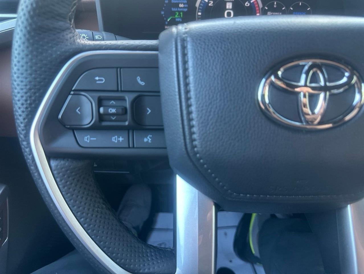 Toyota Tundra  2025