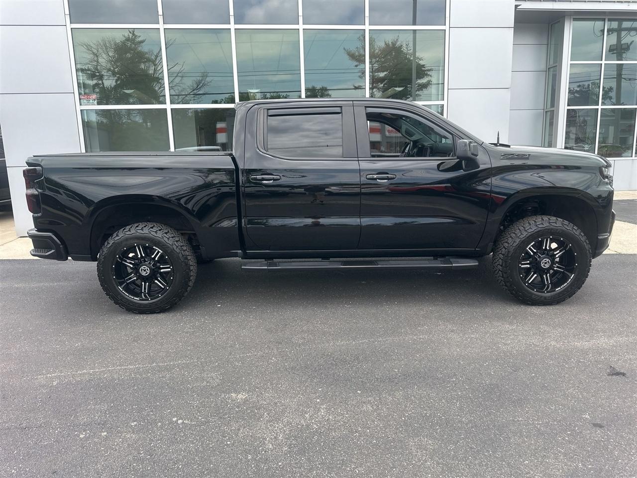 Chevrolet Silverado 1500  2021