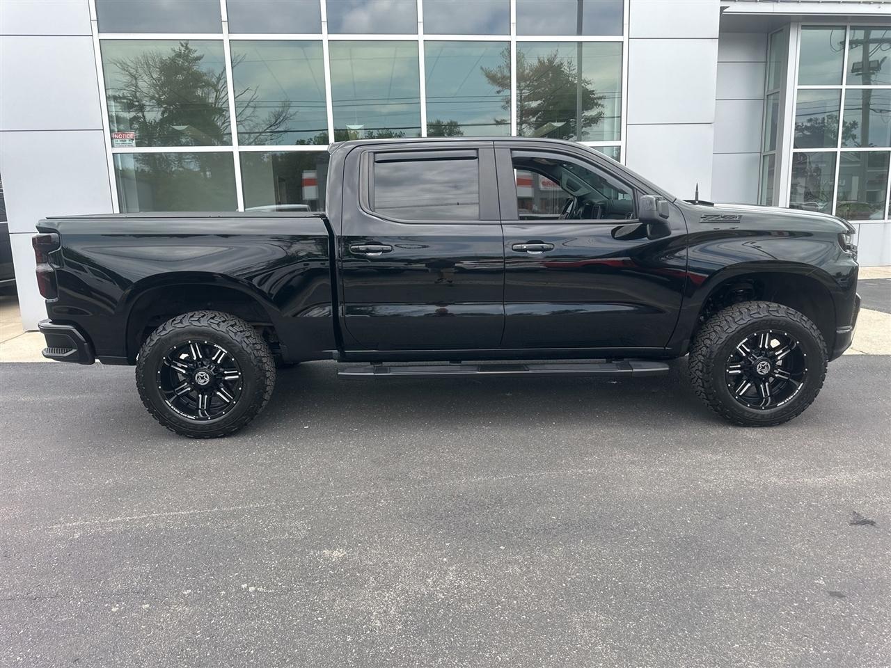 Chevrolet Silverado 1500  2021