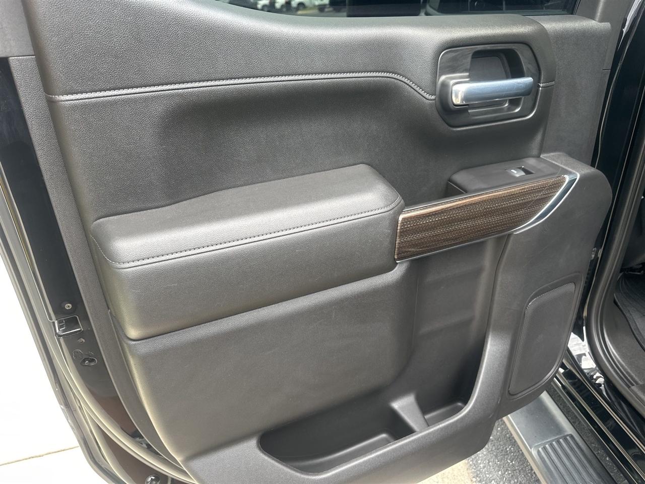 Chevrolet Silverado 1500  2021