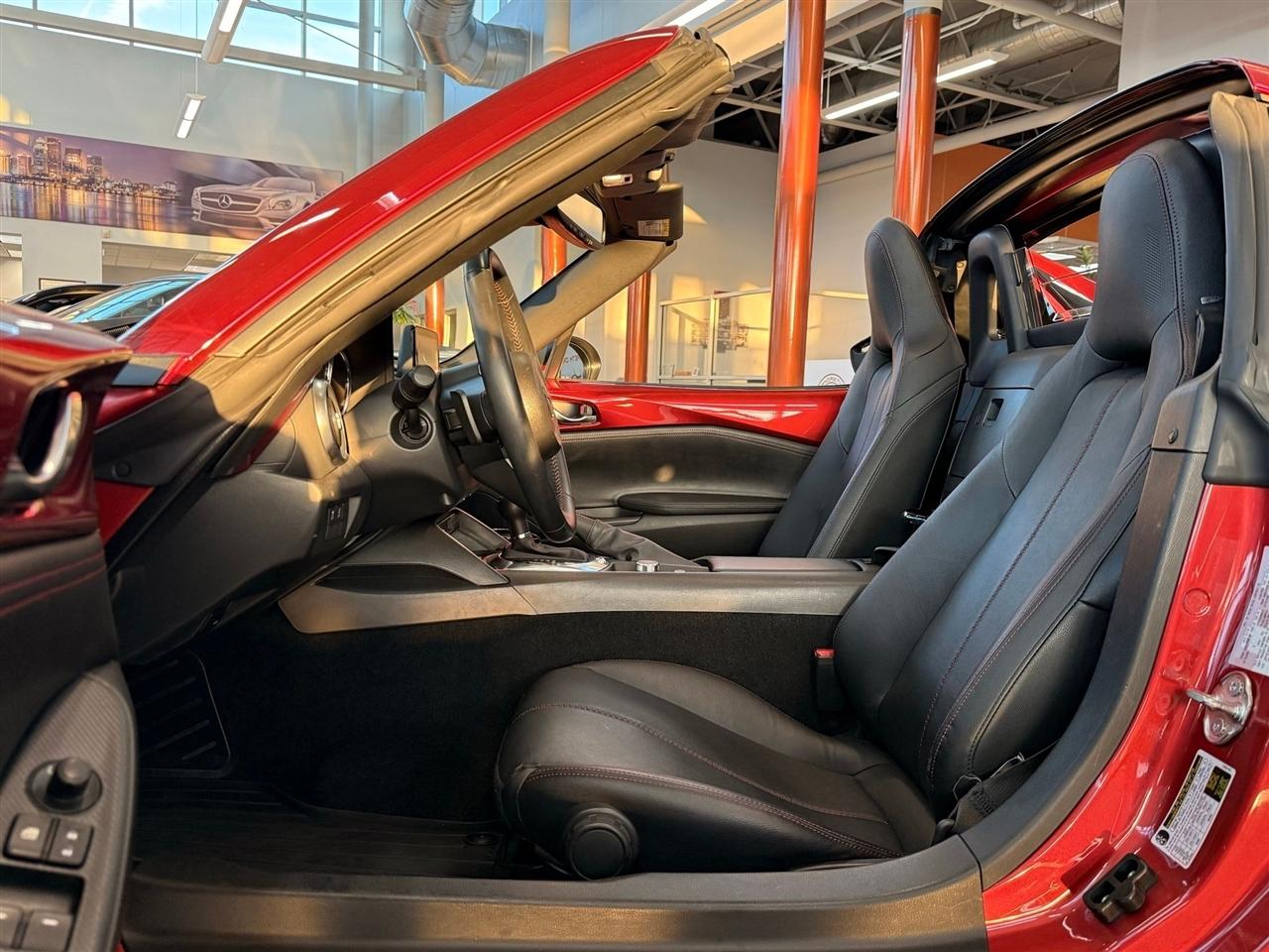 Mazda MX-5 Miata RF  2019