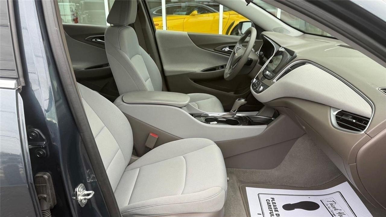 Chevrolet Malibu  2020