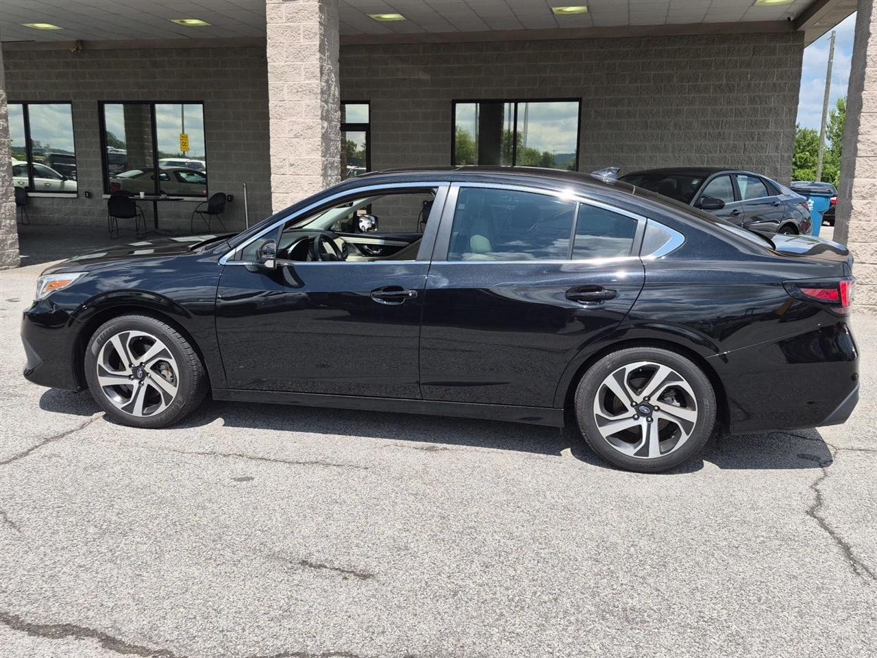 Subaru Legacy  2020