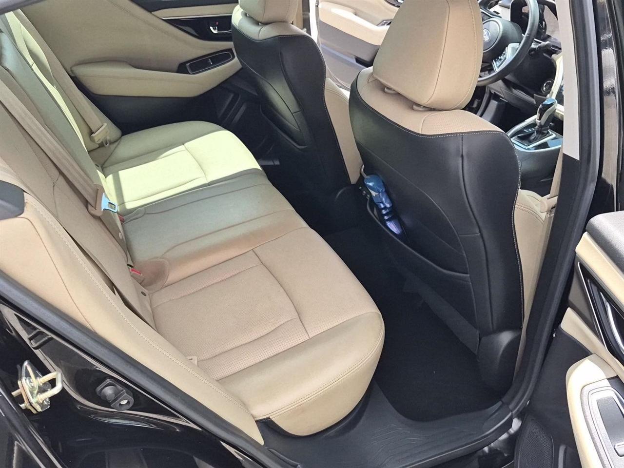 Subaru Legacy  2020