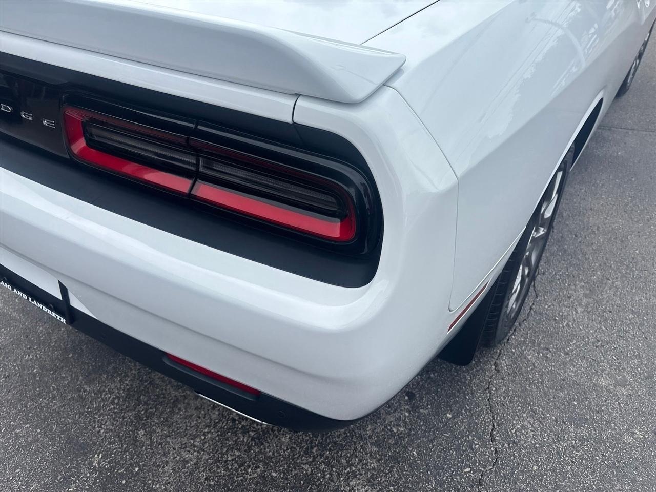 Dodge Challenger  2017