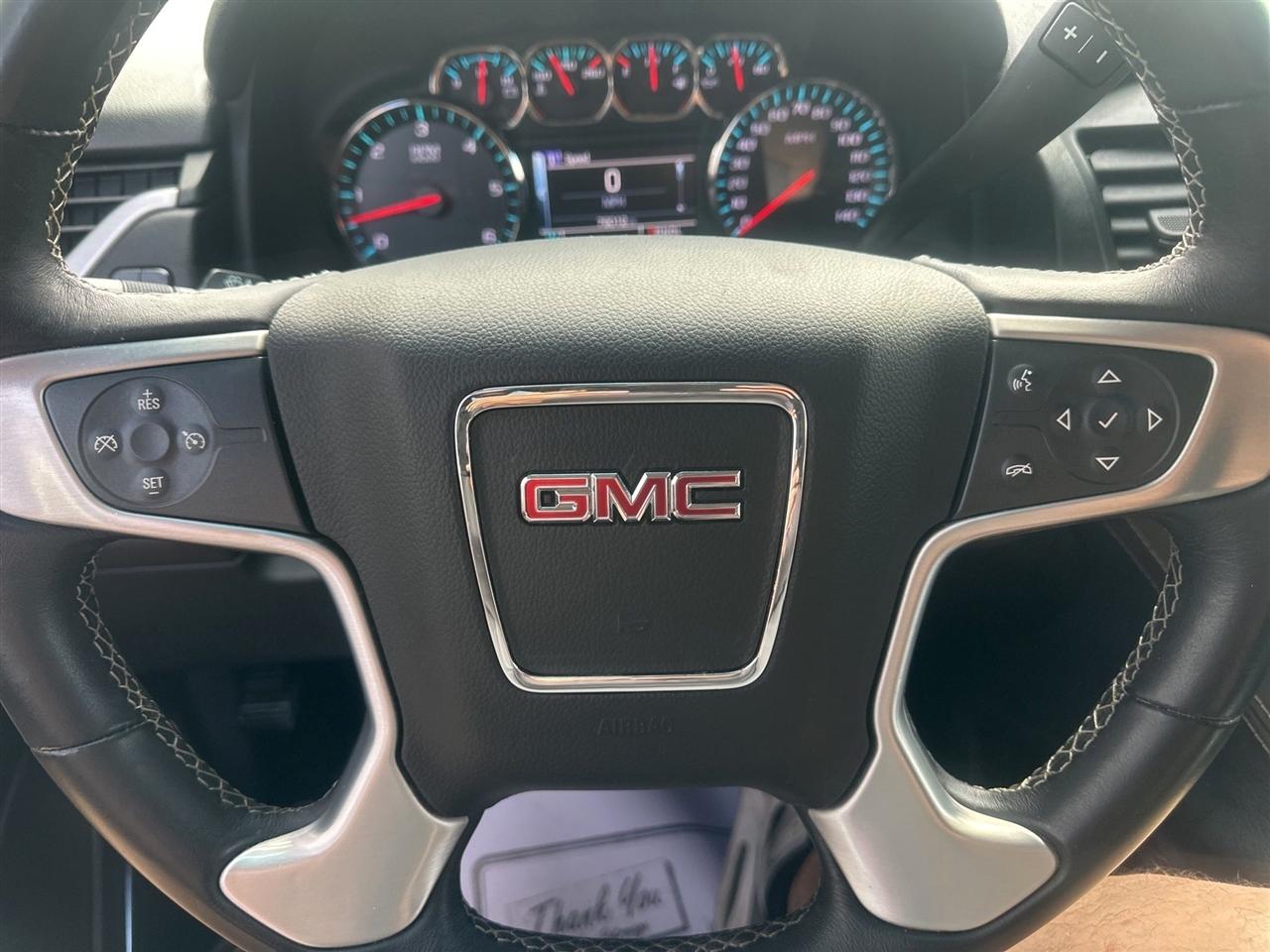 GMC Yukon  2017