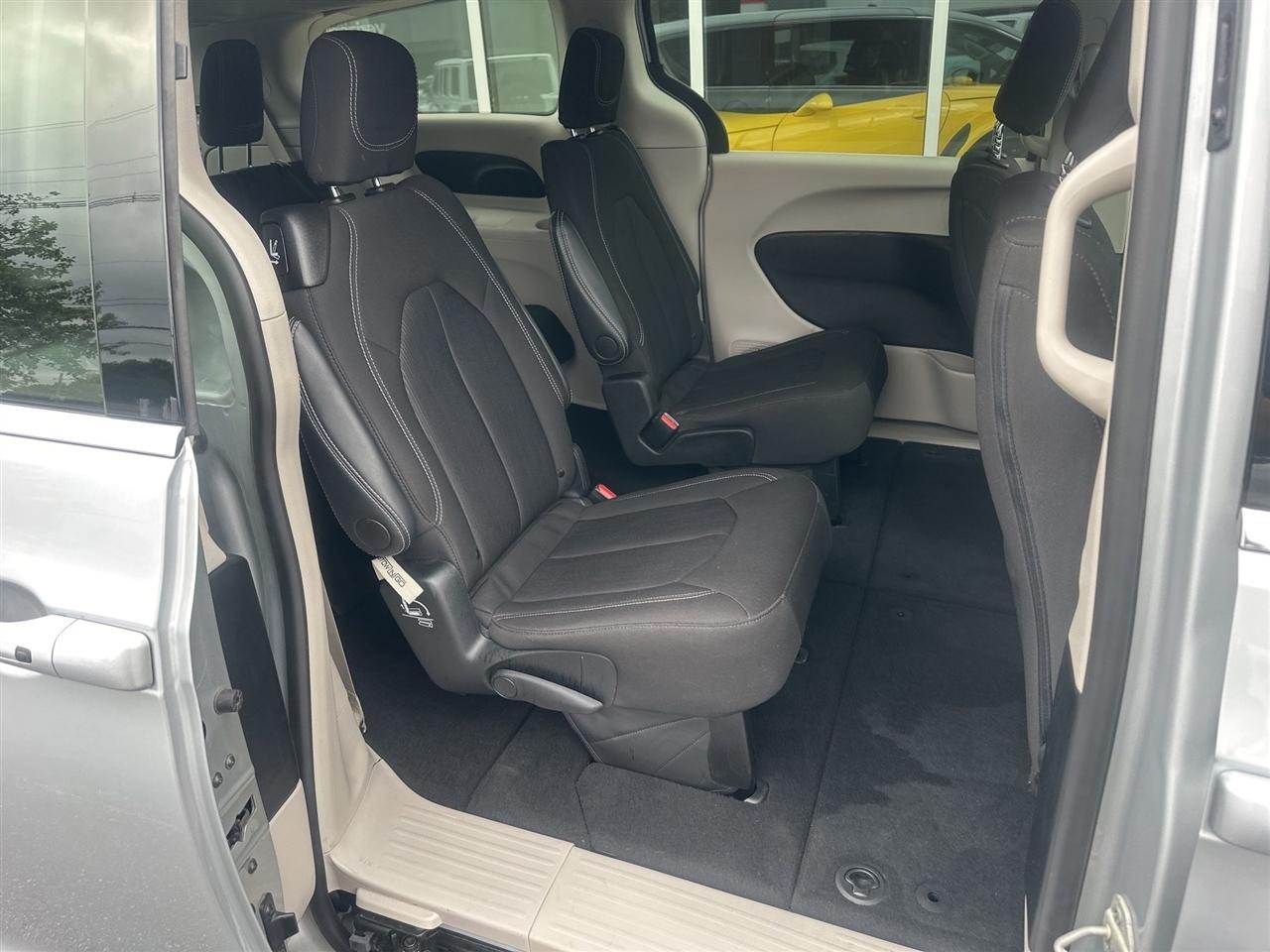 Chrysler Voyager  2024