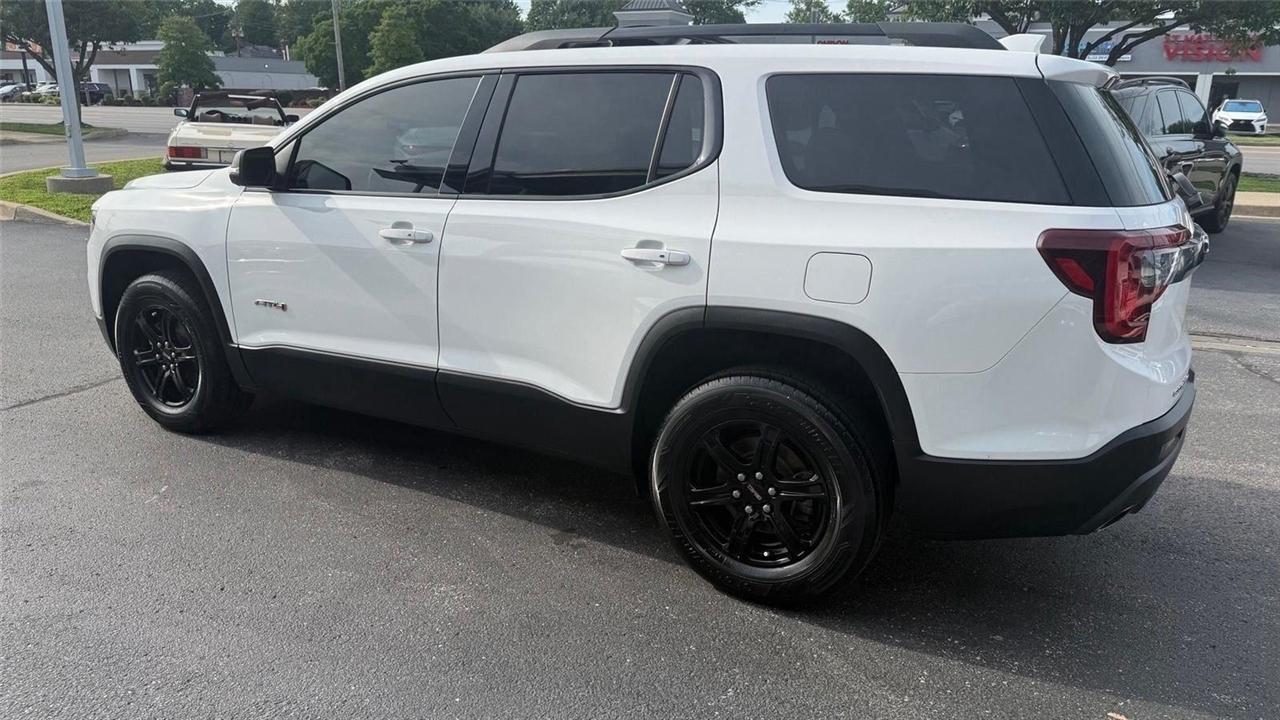GMC Acadia  2023