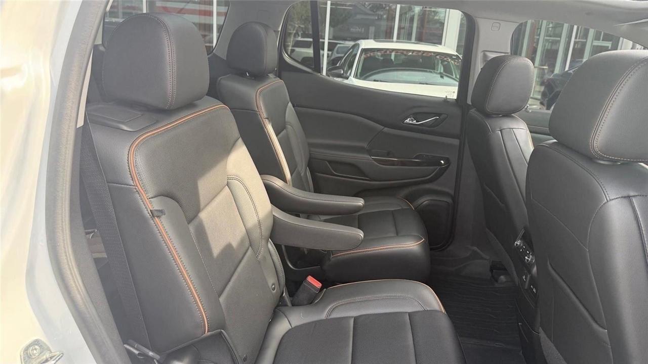 GMC Acadia  2023