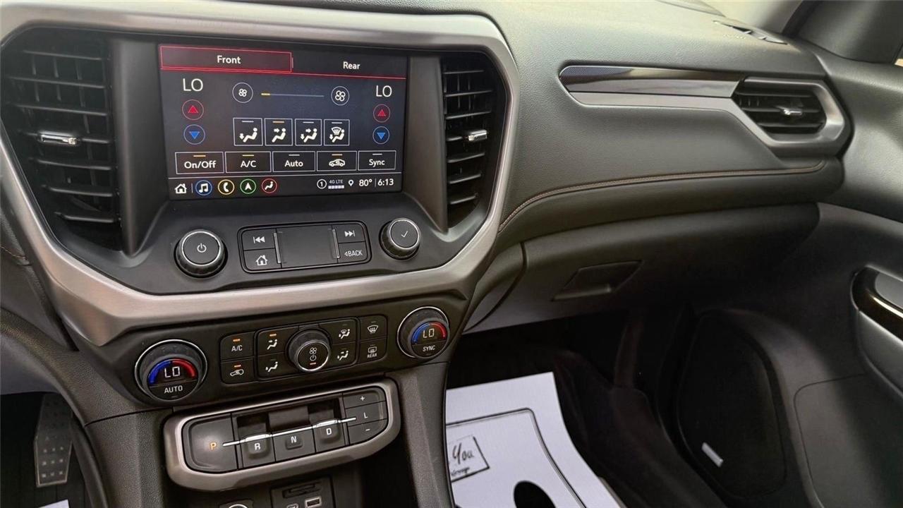 GMC Acadia  2023