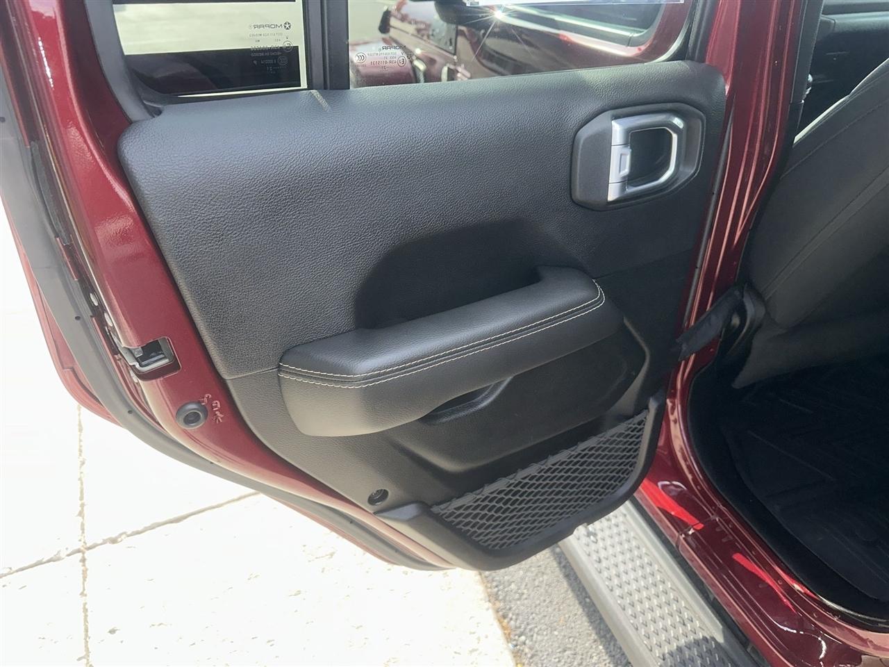 Jeep Gladiator  2021