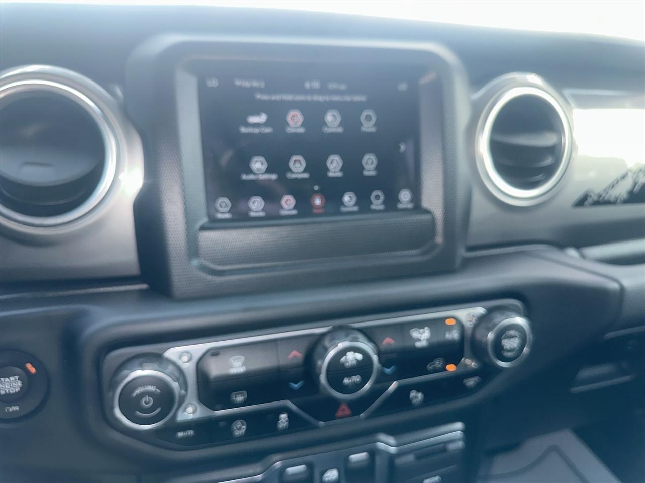 Jeep Gladiator  2021