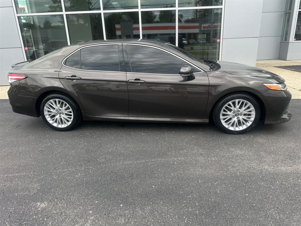 Toyota Camry  2018