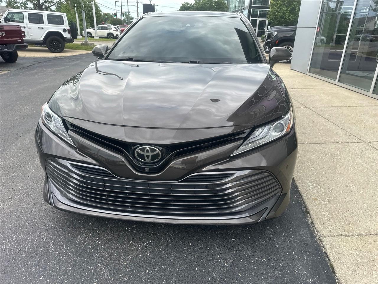 Toyota Camry  2018