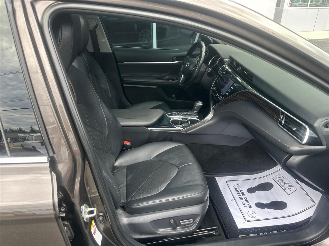 Toyota Camry  2018