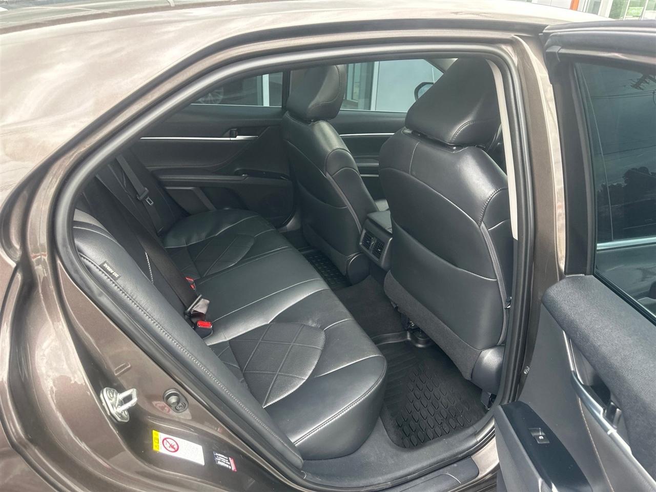 Toyota Camry  2018