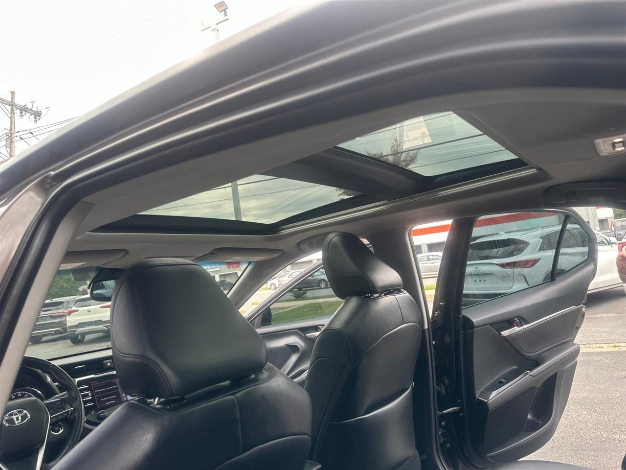 Toyota Camry  2018