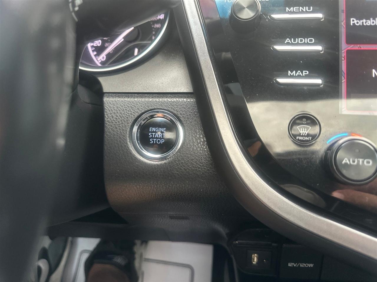 Toyota Camry  2018