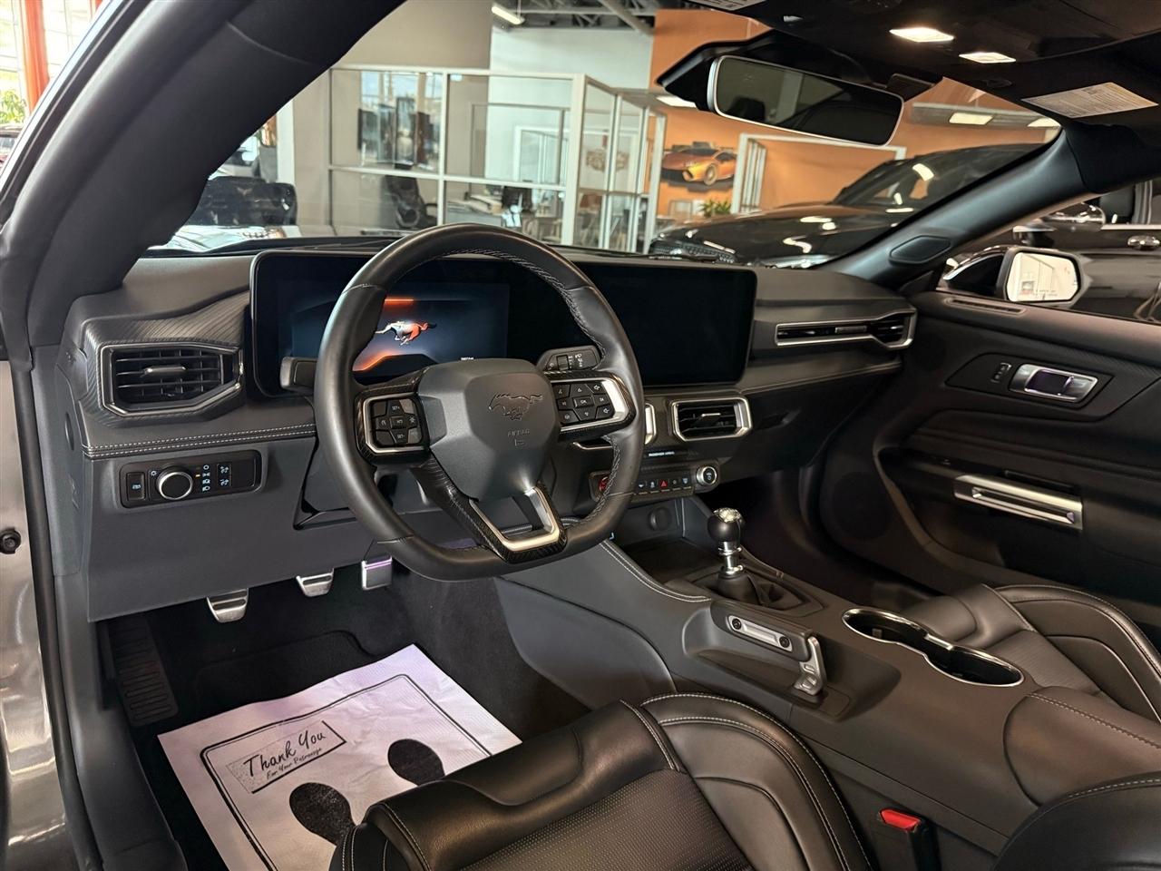 Ford Mustang  2025