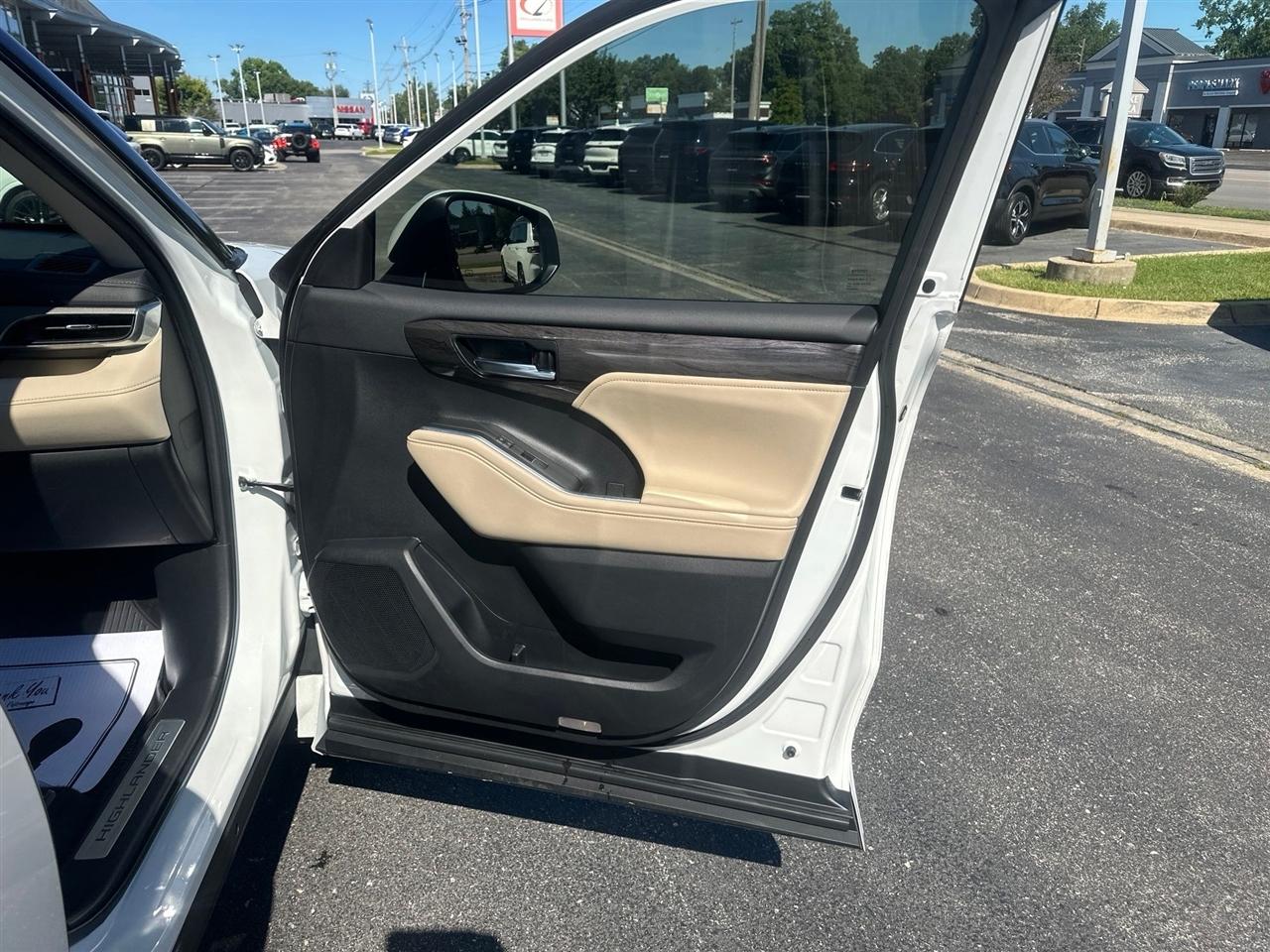 Toyota Highlander  2023