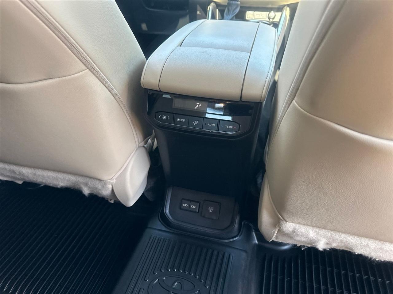 Toyota Highlander  2023