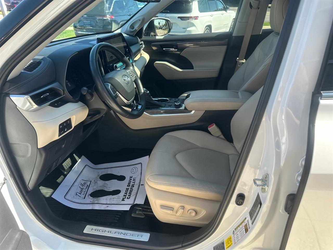 Toyota Highlander  2023