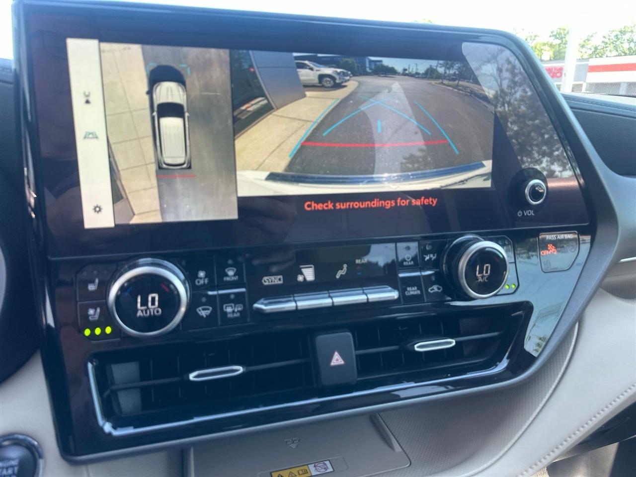 Toyota Highlander  2023