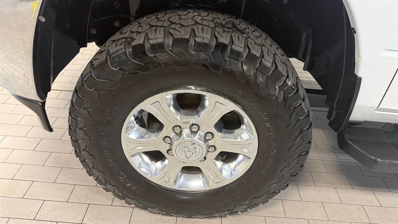 RAM 3500 Big Horn Crew Cab SWB 4WD 2022