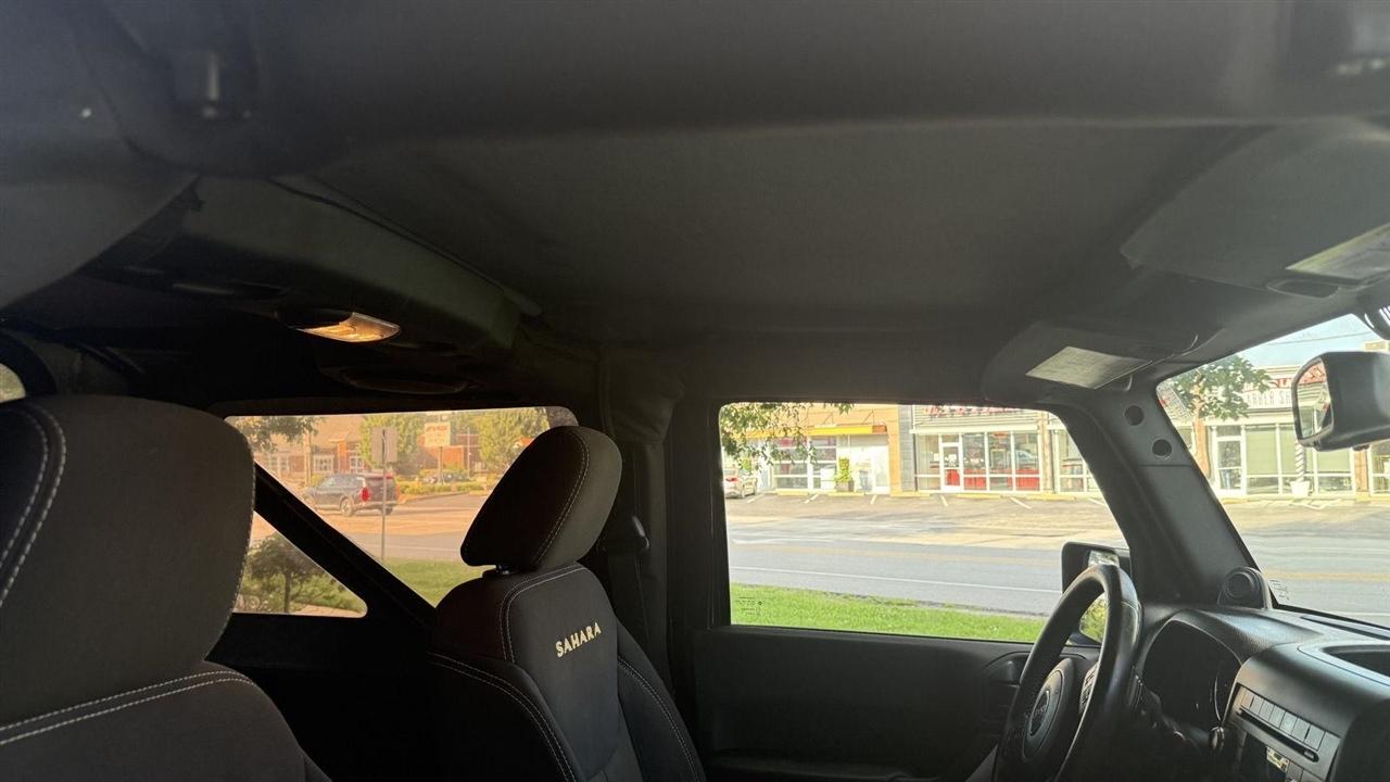 Jeep Wrangler Sahara 4WD 2014