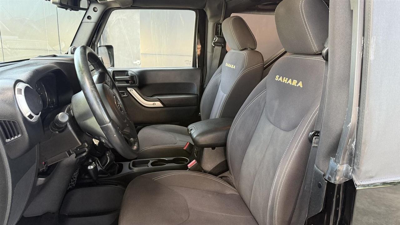 Jeep Wrangler Sahara 4WD 2014