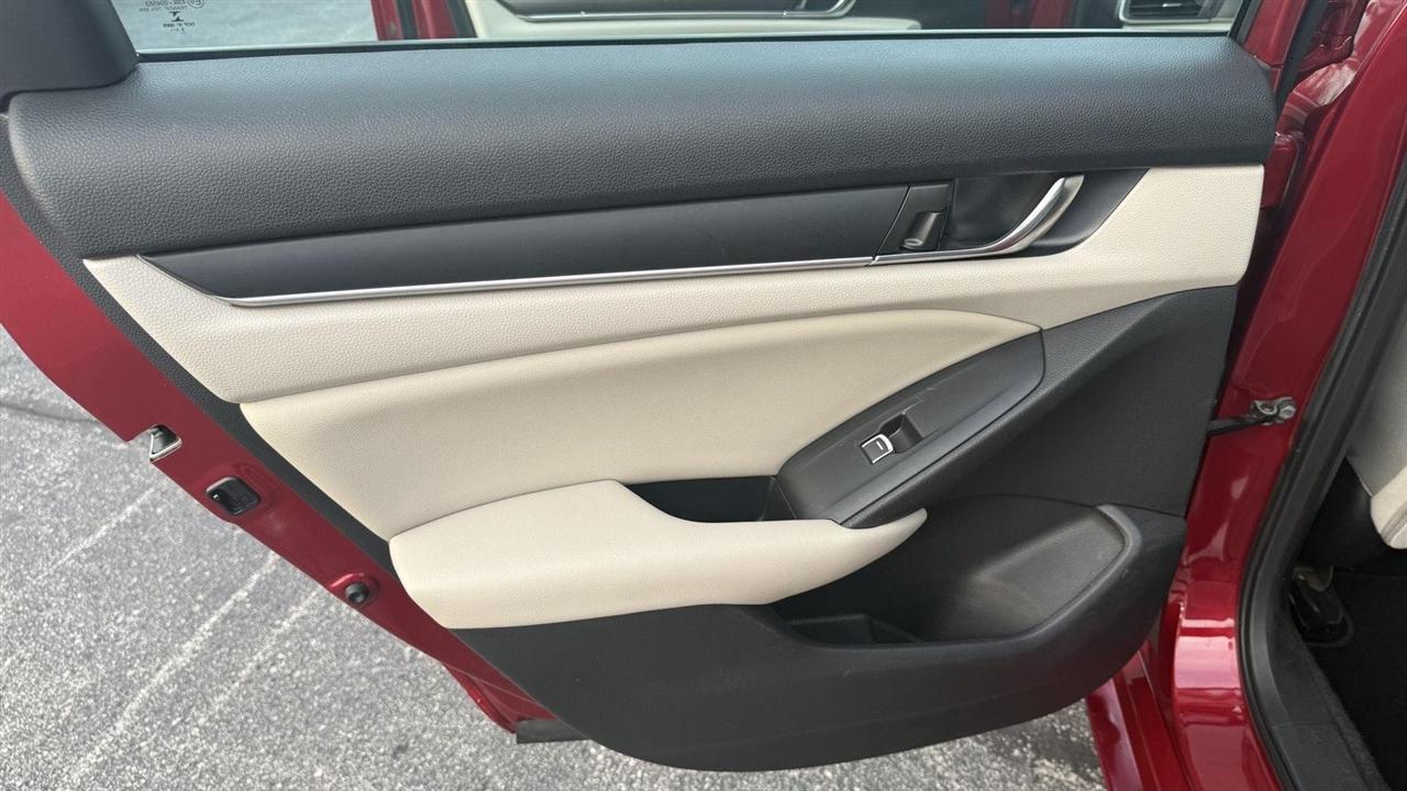 Honda Accord LX CVT 2022